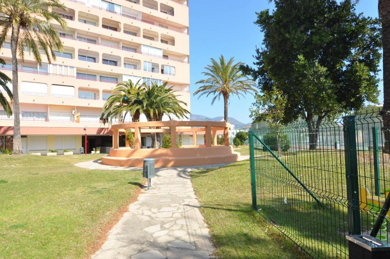Rnet - Ir 27-B Studios Roses Costa Brava Εξωτερικό φωτογραφία